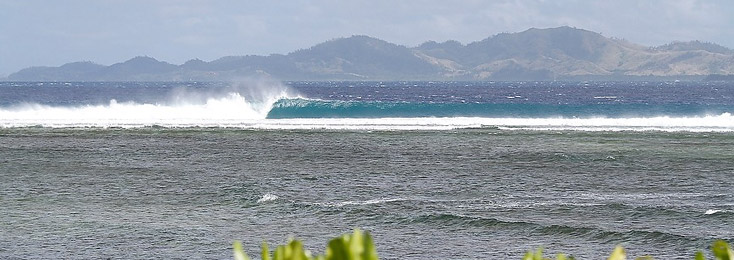 specials-surf-travel-Tavarua.jpg